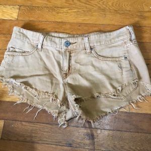 BDG shorts size 27